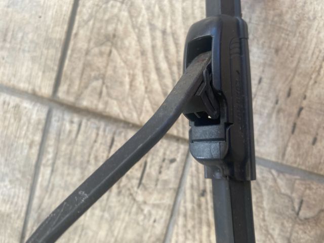 bontott CHEVROLET LACETTI Jobb első Ablaktörlő Kar