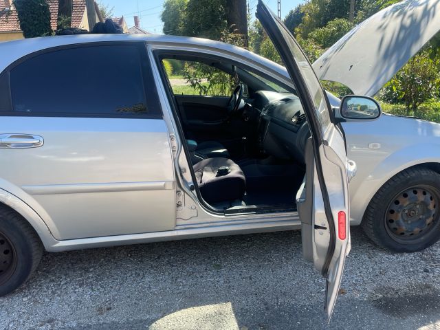 bontott CHEVROLET LACETTI Jobb első Ajtó (Üres lemez)