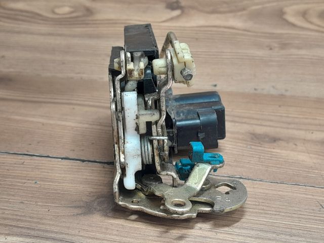 bontott CHEVROLET LACETTI Jobb első Ajtózár