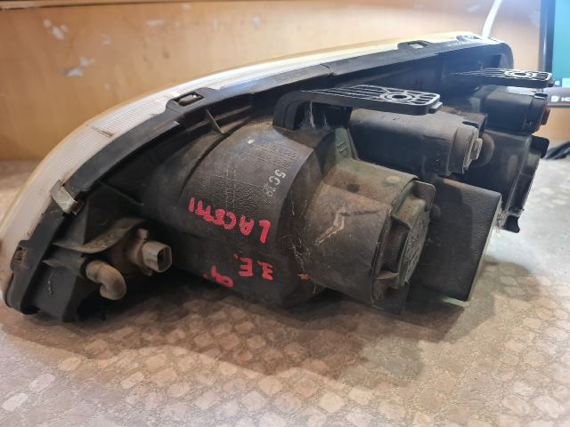 bontott CHEVROLET LACETTI Jobb Fényszóró