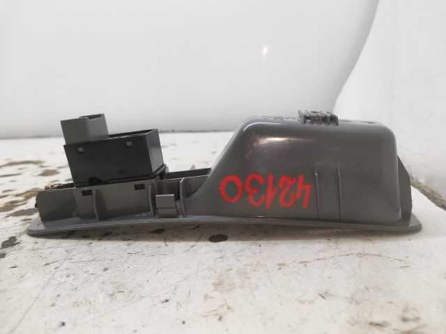 bontott CHEVROLET LACETTI Jobb hátsó Ablakemelő Kapcsoló