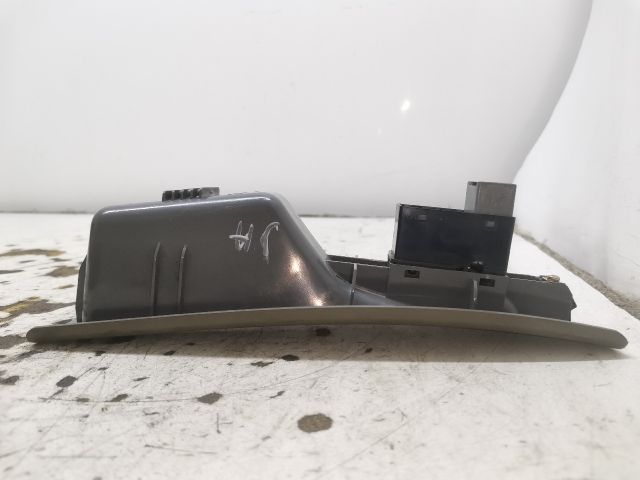 bontott CHEVROLET LACETTI Jobb hátsó Ablakemelő Kapcsoló