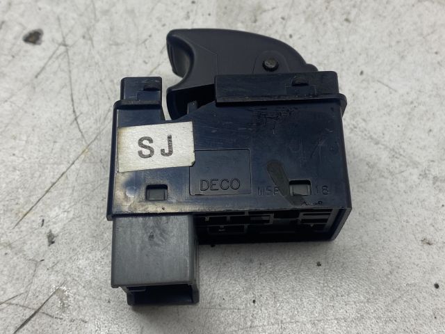 bontott CHEVROLET LACETTI Jobb hátsó Ablakemelő Kapcsoló