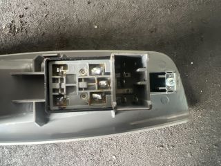 bontott CHEVROLET LACETTI Jobb hátsó Ablakemelő Kapcsoló