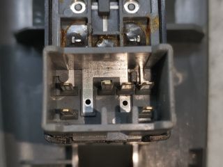 bontott CHEVROLET LACETTI Jobb hátsó Ablakemelő Kapcsoló