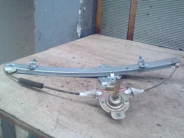 bontott CHEVROLET LACETTI Jobb hátsó Ablakemelő Szerkezet (Mechanikus)