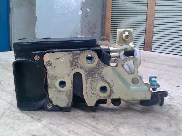 bontott CHEVROLET LACETTI Jobb hátsó Ajtózár