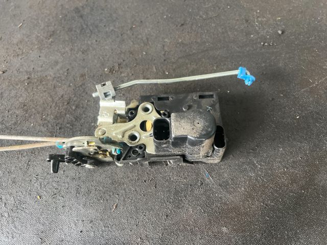 bontott CHEVROLET LACETTI Jobb hátsó Ajtózár