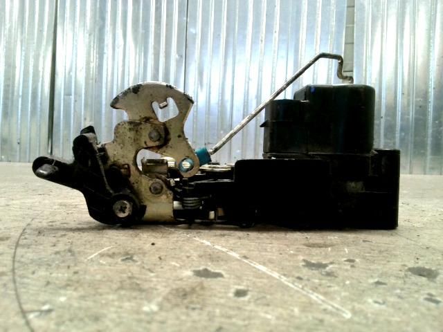 bontott CHEVROLET LACETTI Jobb hátsó Ajtózár