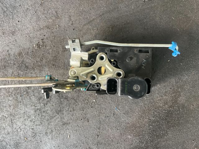 bontott CHEVROLET LACETTI Jobb hátsó Ajtózár