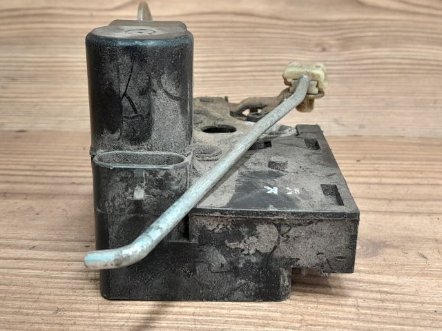 bontott CHEVROLET LACETTI Jobb hátsó Ajtózár