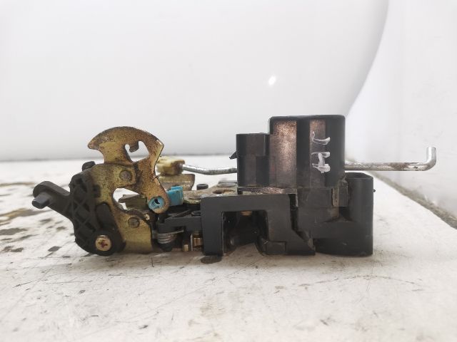 bontott CHEVROLET LACETTI Jobb hátsó Ajtózár