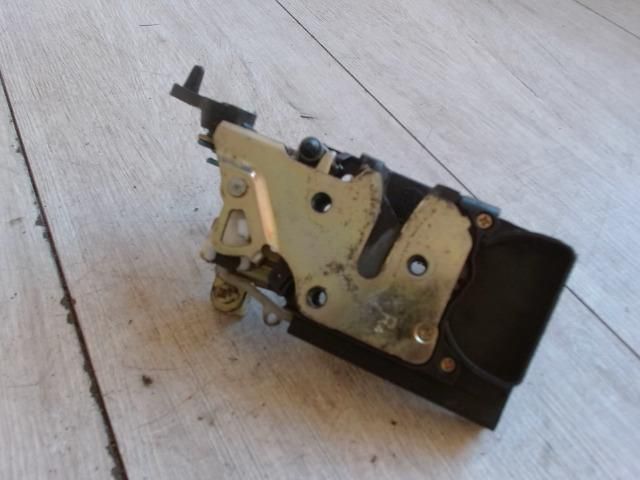 bontott CHEVROLET LACETTI Jobb hátsó Ajtózár