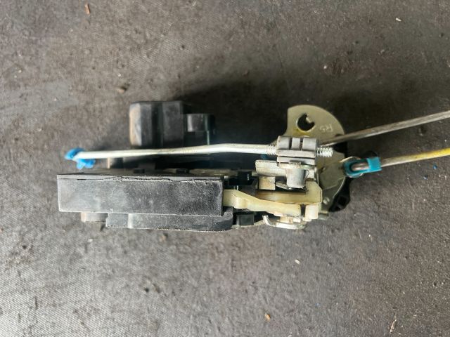 bontott CHEVROLET LACETTI Jobb hátsó Ajtózár