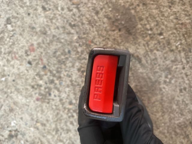 bontott CHEVROLET LACETTI Jobb hátsó Biztonsági Öv Csat