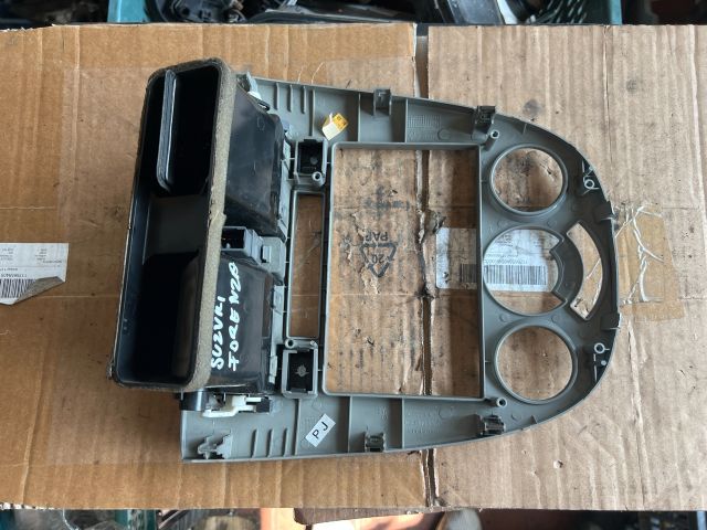 bontott CHEVROLET LACETTI Középkonzol Keret