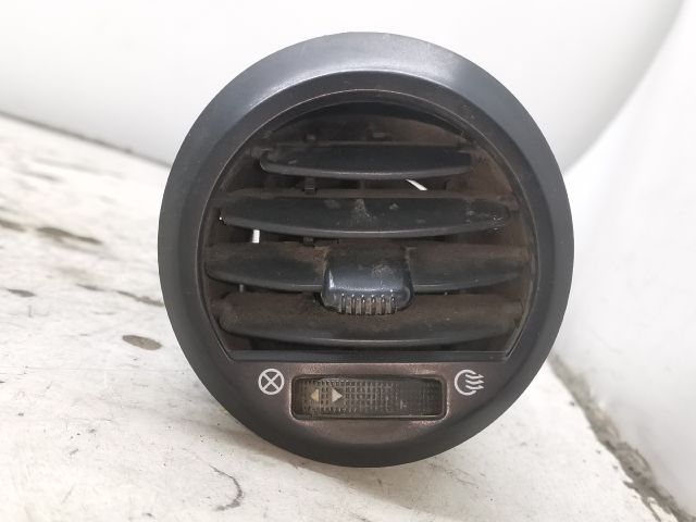 bontott CHEVROLET LACETTI Középső Jobb Szellőző