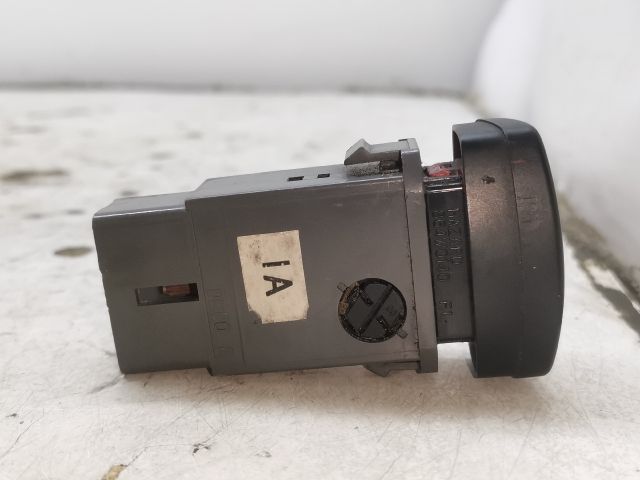 bontott CHEVROLET LACETTI Vészvillogó Kapcsoló