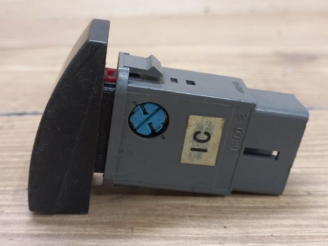 bontott CHEVROLET LACETTI Vészvillogó Kapcsoló