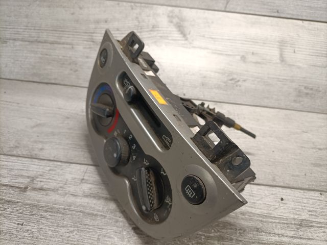 bontott CHEVROLET MATIZ Fűtéskapcsoló (manuális klímás)