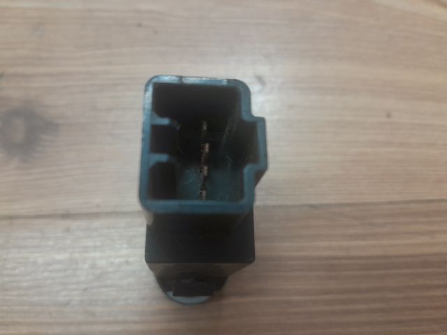 bontott CHEVROLET MATIZ Hátsó Ködzárófény Kapcsoló