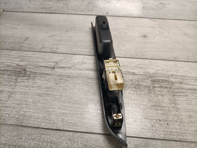 bontott CHEVROLET MATIZ Jobb hátsó Ablakemelő Kapcsoló