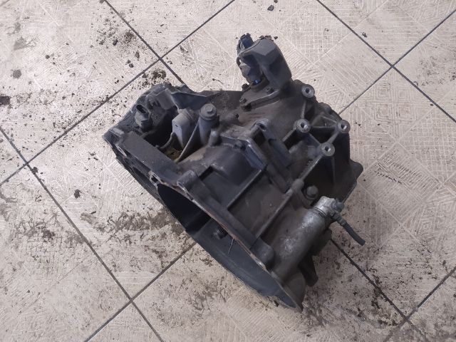 bontott CHEVROLET NUBIRA Váltó (Mechanikus)