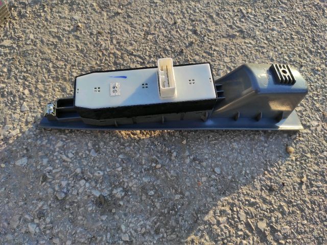 bontott CHEVROLET NUBIRA Ablakemelő Kapcsoló Négyes / Kettes