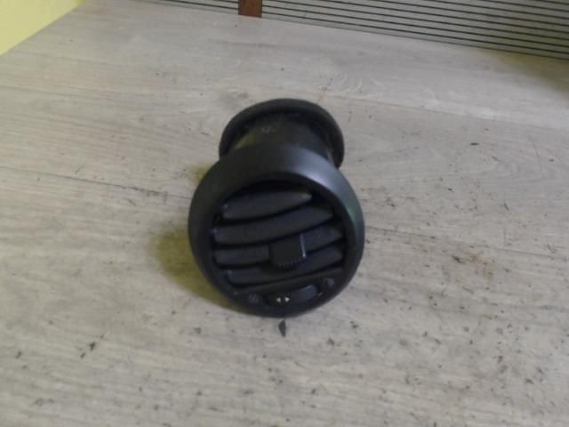 bontott CHEVROLET NUBIRA Bal Szellőző