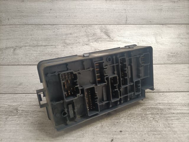 bontott CHEVROLET NUBIRA Biztosítéktábla Utastér