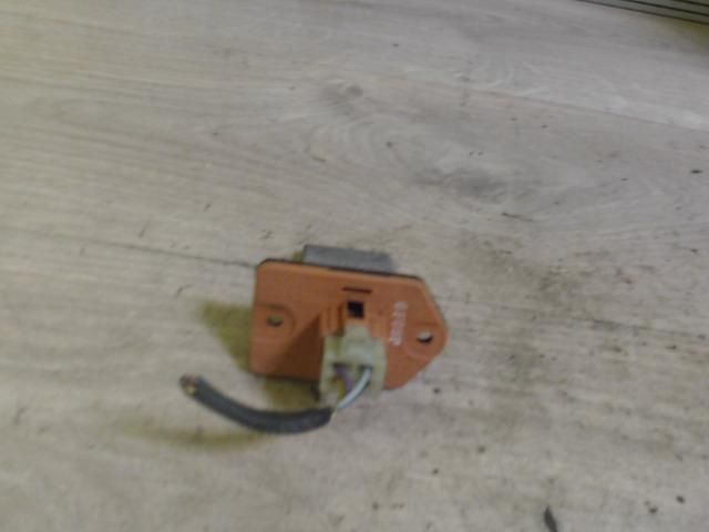 bontott CHEVROLET NUBIRA Előtét Ellenállás Fűtőmotor