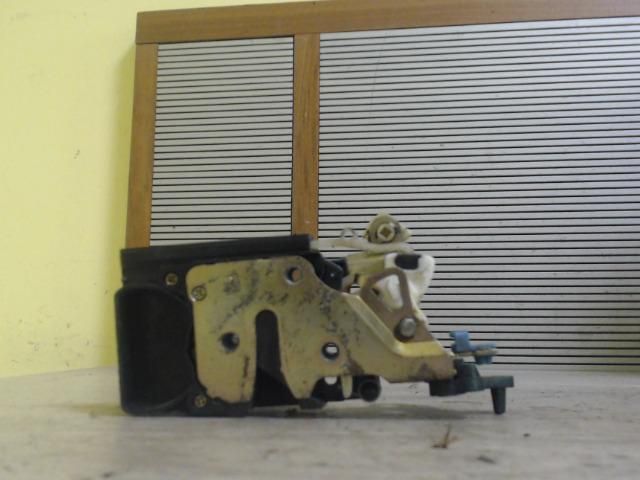 bontott CHEVROLET NUBIRA Jobb hátsó Ajtózár