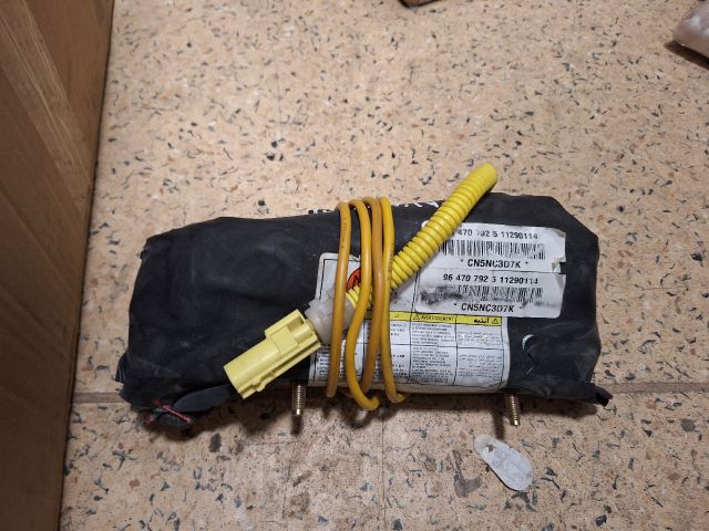 bontott CHEVROLET NUBIRA Jobb Oldallégzsák