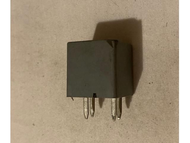 bontott CHEVROLET NUBIRA Relé