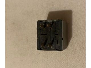 bontott CHEVROLET NUBIRA Relé