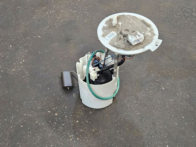 bontott CHEVROLET ORLANDO Üzemanyag Szivattyú