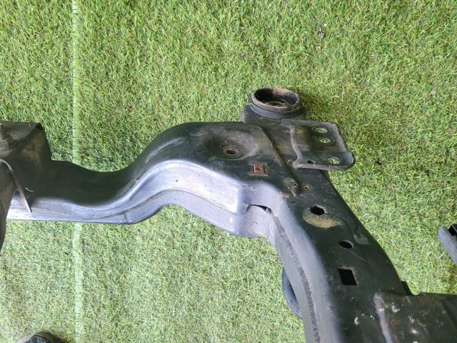 bontott CHEVROLET ORLANDO Első Bölcső