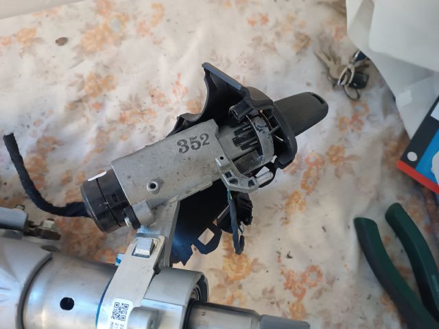 bontott CHEVROLET ORLANDO Gyújtáskapcsoló