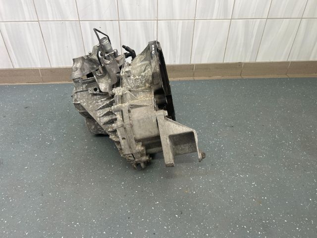 bontott CHEVROLET ORLANDO Váltó (Mechanikus)