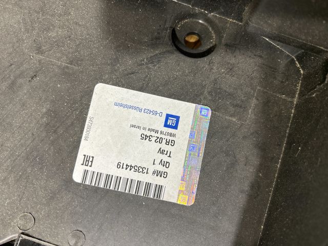 bontott CHEVROLET ORLANDO Akkumulátor Tartó