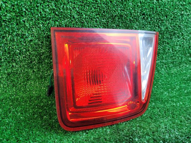 bontott CHEVROLET ORLANDO Bal Belső Hátsó Lámpa