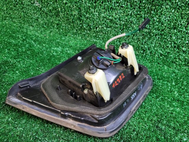 bontott CHEVROLET ORLANDO Bal Belső Hátsó Lámpa