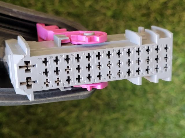 bontott CHEVROLET ORLANDO Bal első Ajtó (Részeivel)