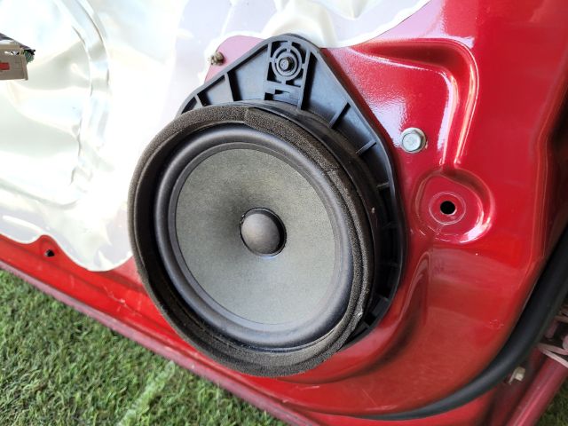 bontott CHEVROLET ORLANDO Bal első Ajtó (Részeivel)