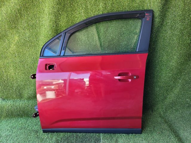 bontott CHEVROLET ORLANDO Bal első Ajtó (Részeivel)