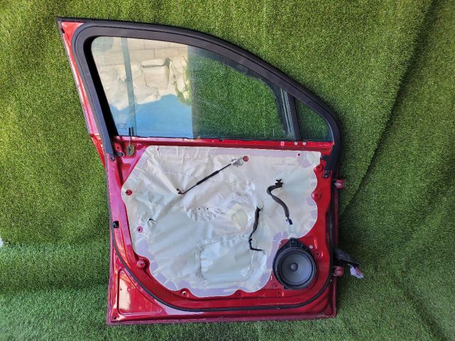 bontott CHEVROLET ORLANDO Bal első Ajtó (Részeivel)