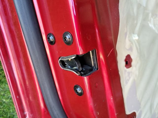 bontott CHEVROLET ORLANDO Bal első Ajtó (Részeivel)