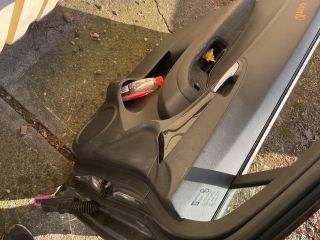 bontott CHEVROLET ORLANDO Bal első Ajtó (Részeivel)