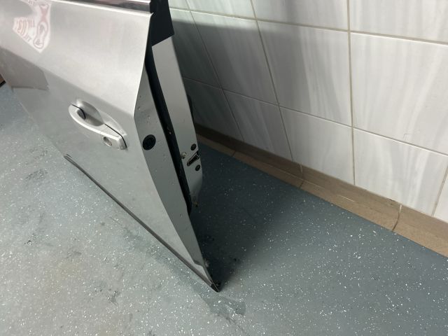 bontott CHEVROLET ORLANDO Bal első Külső Kilincs