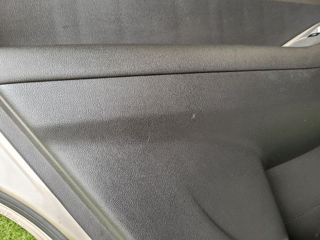 bontott CHEVROLET ORLANDO Bal hátsó Ajtó (Részeivel)